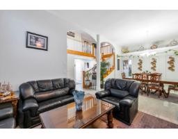 8733 162 A Street, Surrey, BC V4N1B7 Photo 4