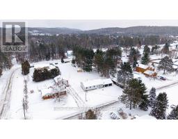 Bedroom 2 - 28 Jackpine Street, Madawaska Valley, ON K0J1B0 Photo 3