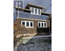 Kitchen - 4352 Otter Street, Niagara Falls, ON L2E1G3 Photo 3