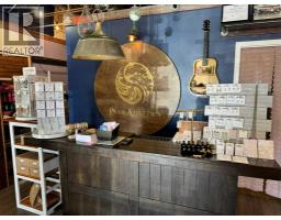 5110 51 Avenue, Cold Lake, AB T9M1P3 Photo 2