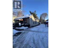 Bedroom - 49 Pearl Street, Brantford, ON N3T3N5 Photo 3