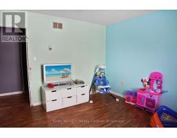 Bedroom - 27 Pine Tree Drive, South Bruce Peninsula, ON N0H1P0 Photo 2