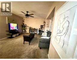 375 7th Avenue Nw, Image 3