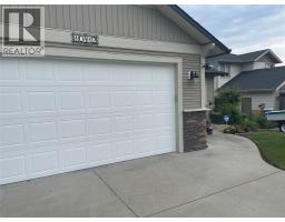 Den - 10412 Sherman Drive, Lake Country, BC V4V2N2 Photo 2