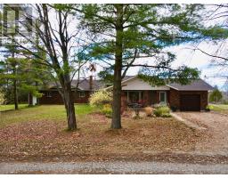 Family room - 3315 Kirkfield Rd 6 Road, Kawartha Lakes, ON L0K1W0 Photo 2