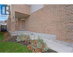 3pc Bathroom - 32 Lilywood Drive, Cambridge, ON N1P1G9 Photo 2