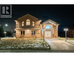 Family room/Fireplace - 8384 Annie, Amherstburg, ON N0R1J0 Photo 4