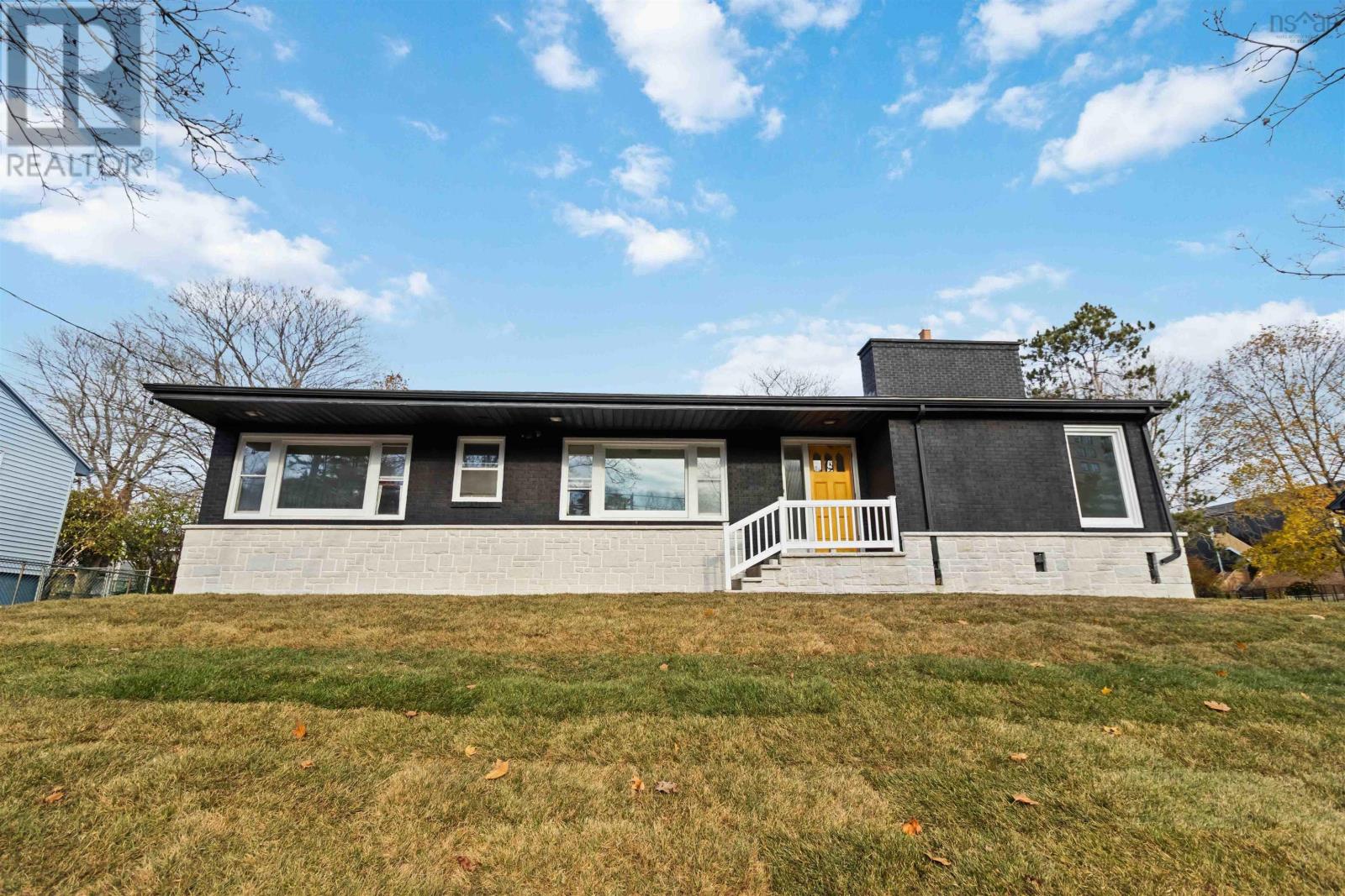 2795 Joseph Howe Drive