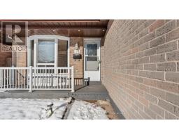 Living room - 18 Charlton Crescent, Ajax, ON L1S4B8 Photo 2