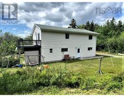 69 Old Post Road, Image 3