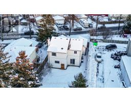 Family room - 4 Gilmour Drive, Ajax, ON L1S5J9 Photo 5