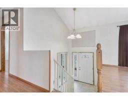 Dining room - 108 Brown Close, Red Deer, AB T4R1K4 Photo 3