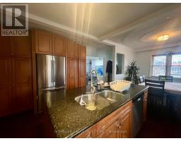 1024 Ogden Avenue, Mississauga, ON L5E2G5 Photo 5