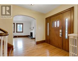 2 Gladstone Avenue, Smiths Falls, ON K7A1R3 Photo 5