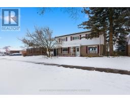 Foyer - 82 First Avenue, Quinte West, ON K8V4C5 Photo 2