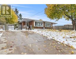 11 Torlake Street, Hamilton, ON L8W1L4 Photo 2