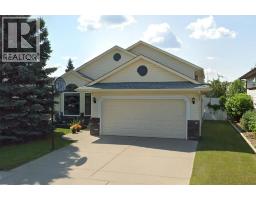 Living room - 5 Strathmore Lakes Crescent, Strathmore, AB T1P1L7 Photo 3