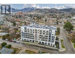 Bedroom - 1350 Pridham Avenue, Kelowna, BC V1Y0P7 Photo 2