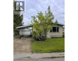 Bedroom - 9405 108 Avenue, Grande Prairie, AB T8V1M9 Photo 2