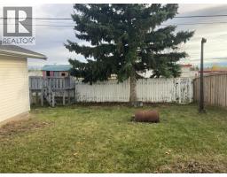 Bedroom - 9405 108 Avenue, Grande Prairie, AB T8V1M9 Photo 4
