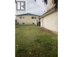 Bedroom - 9405 108 Avenue, Grande Prairie, AB T8V1M9 Photo 3