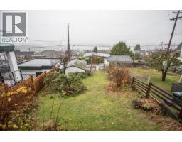 11 Hythe Avenue, Burnaby, BC V5B3H6 Photo 5