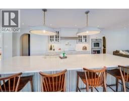 4pc Bathroom - 895 Jerseyville Road W, Jerseyville, ON L0R1R0 Photo 5