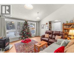 Kitchen - 1001 9th Avenue, Canmore, AB T1W1Z5 Photo 5