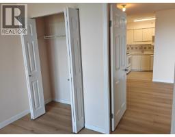 807 8246 Lansdowne Road, Richmond, BC V6X3Y4 Photo 4