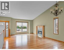 Bedroom - 22 Ansett Crescent, Red Deer, AB T4R2L9 Photo 3