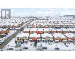 Eating area - 8 Hollingsworth Circle, Brampton, ON L7A0J7 Photo 3