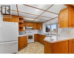 Primary Bedroom - 4044 50 Avenue, Innisfail, AB T4G1J3 Photo 4