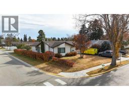 Kitchen - 4044 50 Avenue, Innisfail, AB T4G1J3 Photo 2