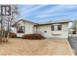 Dining room - 4044 50 Avenue, Innisfail, AB T4G1J3 Photo 3