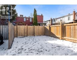 Bedroom - 73 Shaw Street, Hamilton, ON L8L3P4 Photo 2