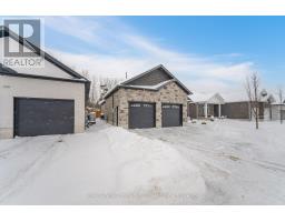 450 Rogers Road, North Perth, ON N4W1H2 Photo 3