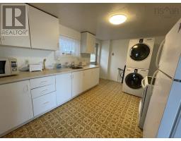 Bedroom - 15325 Cabot Trail, Cheticamp, NS B0E1H0 Photo 5