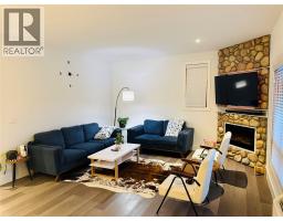 Foyer - 7291 Prospector Avenue Unit 501, Radium Hot Springs, BC V0A1M0 Photo 5