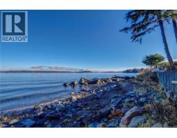 Bedroom - 2112 Beach Dr, Port Mcneill, BC V0N2R0 Photo 3