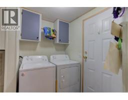 Ensuite - 300 Lake Park Rd, Lake Cowichan, BC V0R2G0 Photo 5