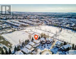 Kitchen - 821 Walsh Court, Newmarket, ON L3X2V3 Photo 3