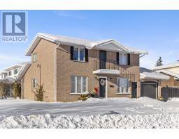 Dining room - 3 Charlotte Dr, Sault Ste Marie, ON P6B5S6 Photo 3