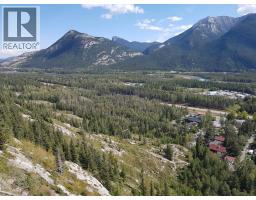 100 Mount Fable Drive, Exshaw, AB T0L2C0 Photo 4