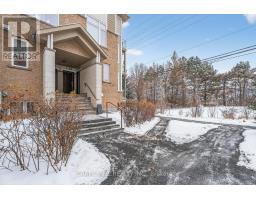 Living room - D 310 Everest Private, Ottawa, ON K1G4E3 Photo 2