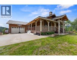 Kitchen - 11 Black Bear Lane, Rural Foothills County, AB T0L0K0 Photo 3