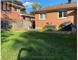 Living room - Lower 640 Netherton Crescent, Mississauga, ON L4Y2M4 Photo 2