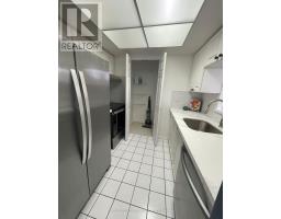 Kitchen - Ph 02 265 Enfield Place, Mississauga, ON L5B3Y7 Photo 4