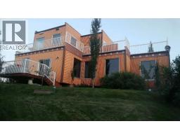 Living room - 27 West Bay Estates, Sandy Beach, SK S9V0X8 Photo 3