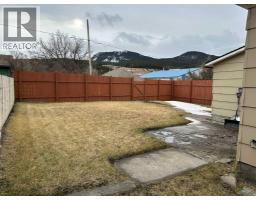 4pc Bathroom - 7526 18 Avenue, Coleman, AB T0K0E0 Photo 2