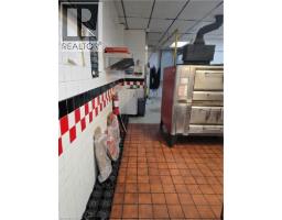 1240 Simcoe Street N Unit 202, Oshawa, ON L1G4X3 Photo 2